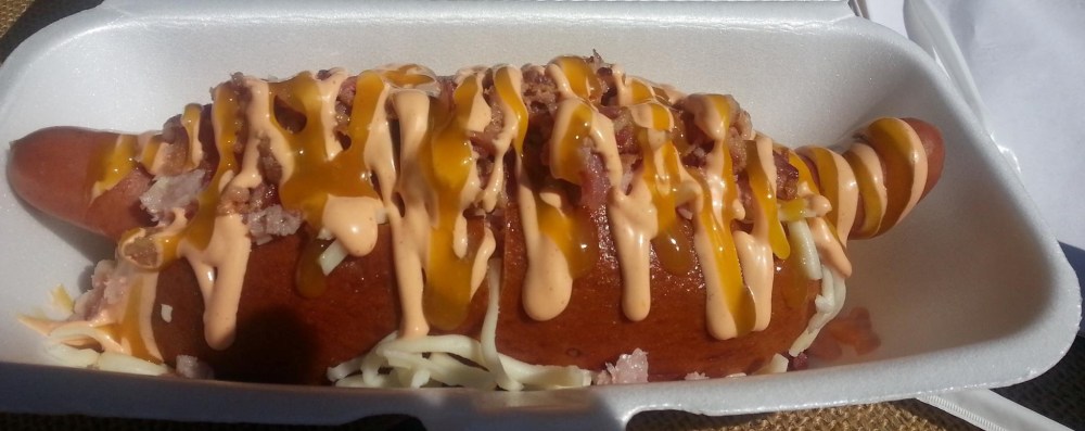 LIC Flea and Food Allison's hot dog 6.15.16 (2)